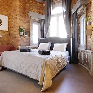 Budapestayz - Raday Apart-hotel Budapeste